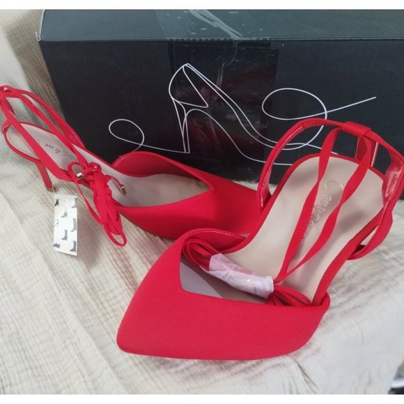 MySoft Lace up Red Closed-Toe low Heels Size:10M - Picture 6 of 7